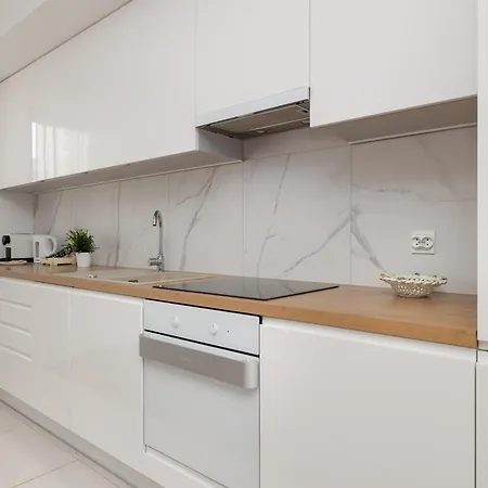 Lägenhet Nautica Raginisa Cosy By Bookinghost