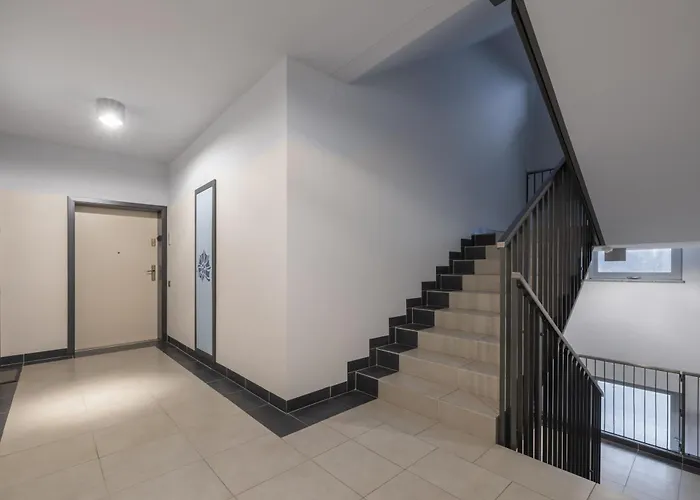 Nautica Raginisa Cosy By Bookinghost